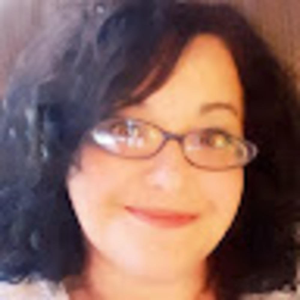 Meet your Posher, Marcela